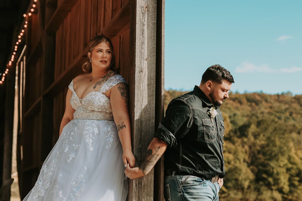 Knox and Rebecca's first look by the barn door